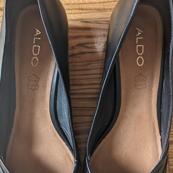 [EUC] ALDO leather wedges - Picture 4 of 5